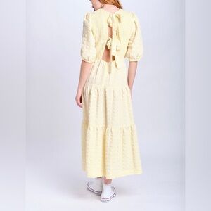 NWT En Saison Butter Yellow Puff Sleeve Open Back Tiered Midi Dress M Vacation